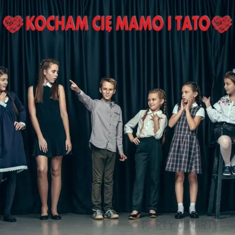 baner dzien matki kocham cie mamo i tato czerwony 2 9 m