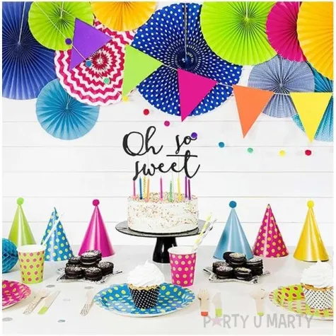 czapeczki papierowe pomponiki mix kolorow partydeco 16 cm 6 szt