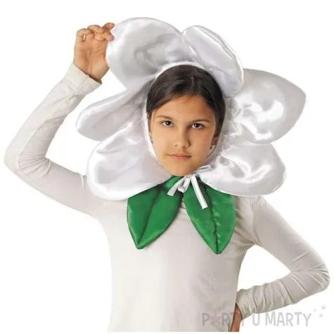 czapka kwiatek bialy kraszek