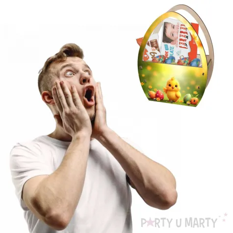 dekoracja drewniana koszyk wielkanocny pisklak i pisanki 20 cm