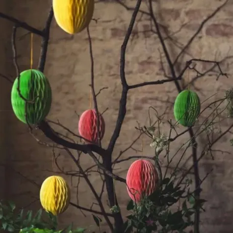 dekoracja honeycomb jajko zolte partydeco 12 cm