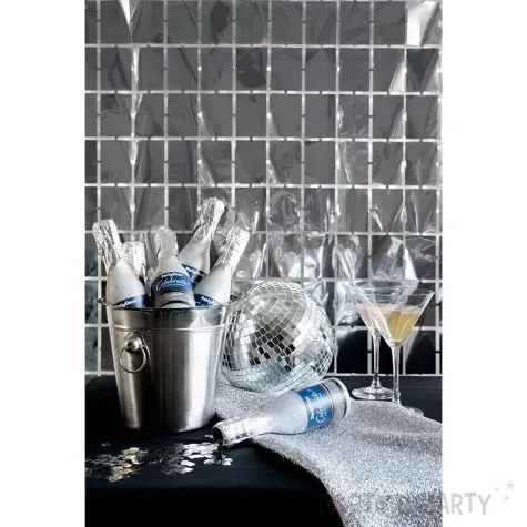 dekoracja na urodziny sylwestra tuba strzelajaca konfetti szampan srebrne gwiazdy