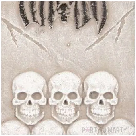 dekoracja nagrobek czaszki szaro bezowa amscan 56 cm