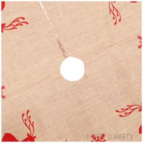 dekoracja pokrowiec swiateczny pod choinke renifery bezowy guirca 85 cm