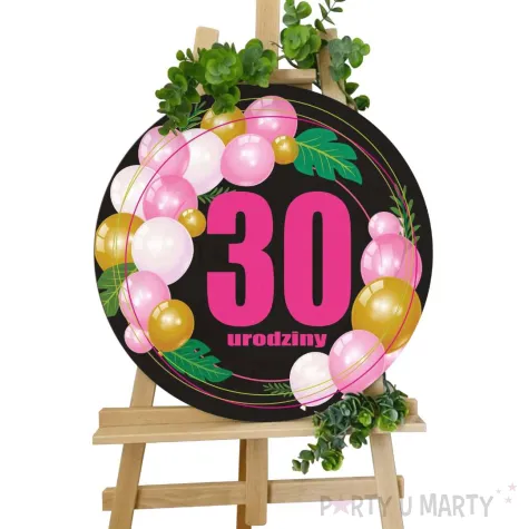 dekoracja sali na urodziny tablica powitalna liczba 30 baloniki czarno rozowa