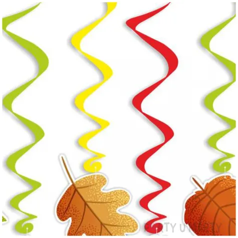 dekoracje jesienne do szkoly klasy na urodziny swiderki wiszace jesien liscie w parku x6