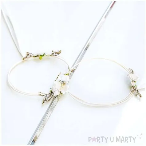 dekoracje na samochod rattanowe bialy partydeco zestaw