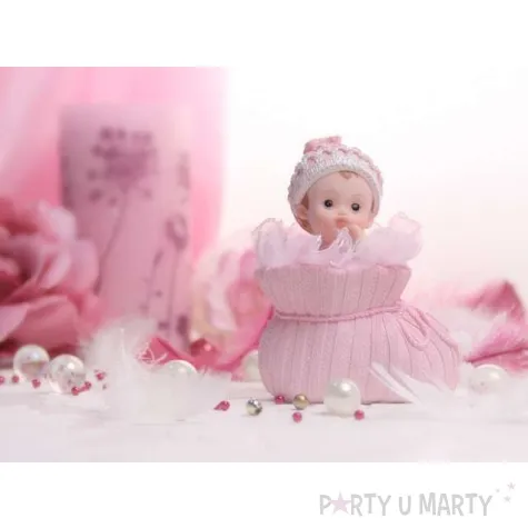 figurka dziewczynka w rozowym bucie 10 5cm 1szt