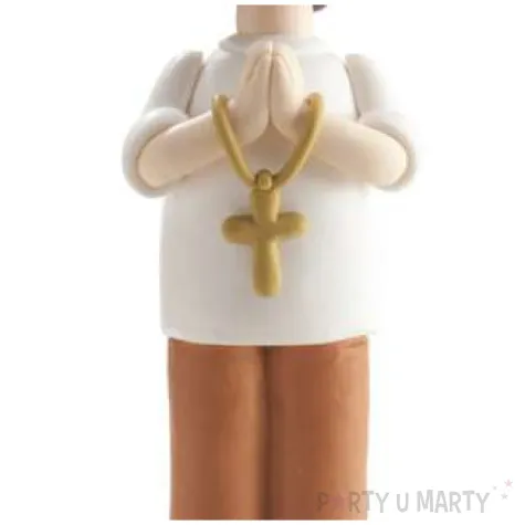 figurka na tort chlopiec z rozancem dekora 13 cm