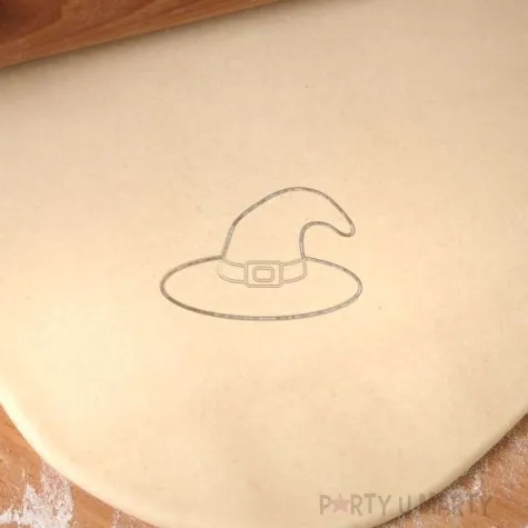 foremka halloween kapelusz czarownicy z paskiem 66x97 mm fioletowa metaliczna