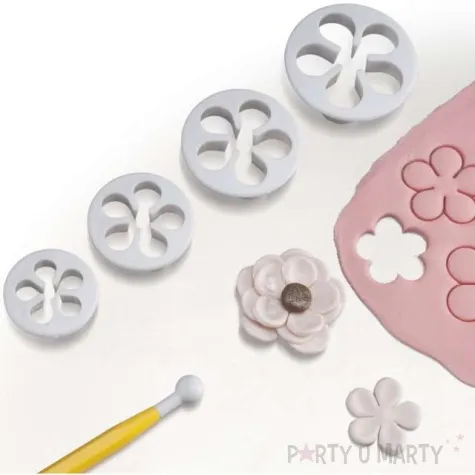 foremki do ciasteczek kwiatki biale dekora 4 szt