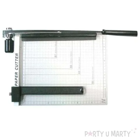 gilotyna do ciecia papieru format a4 titanum