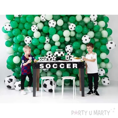 girlanda balonowa pilkarski mix partydeco 150 x 126 cm 52 szt