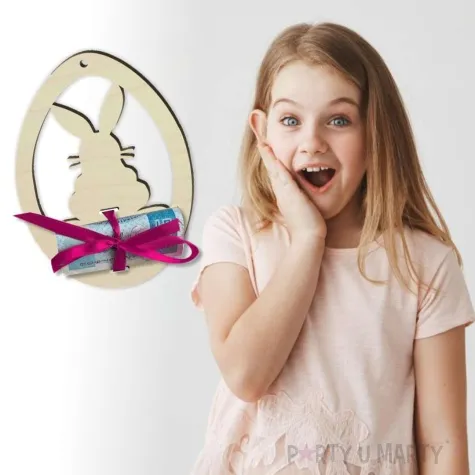 karnet zawieszka pisanka z zajaczkiem drewniana 110x80 mm