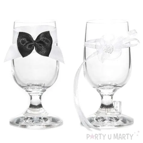 kieliszki wodka z nozka kwiat szyfon biale 2szt