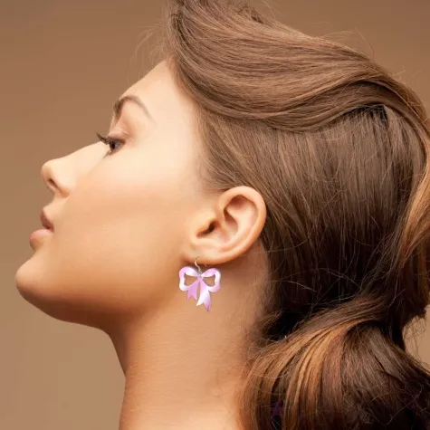 kolczyki kokardy cheerleaderek rozowe lustrzane 37 x 34 mm