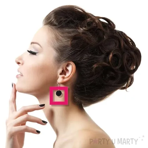 kolczyki neonowe kwadraty z kolkami rozowe 50 x 52 mm