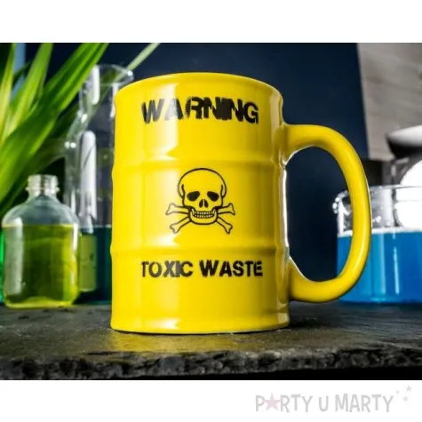 kubek toxic waste radioaktywna beczka zolty gadgetmaster 450 ml