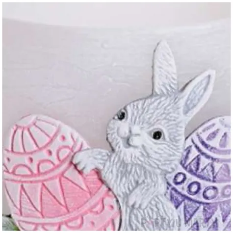 lampion wielkanocna kula z zajaczkiem szaro rozowy bartek candles 120 mm