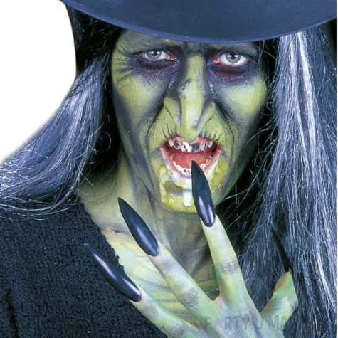 make up party czarownica kredki nos pazury widmann