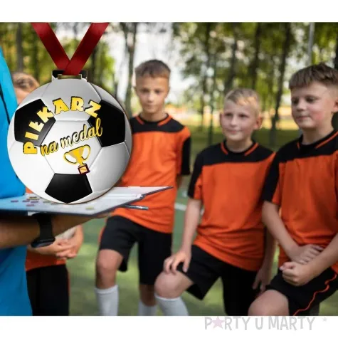 medal drukowany pilkarz na medal pilka drewniany 72 mm