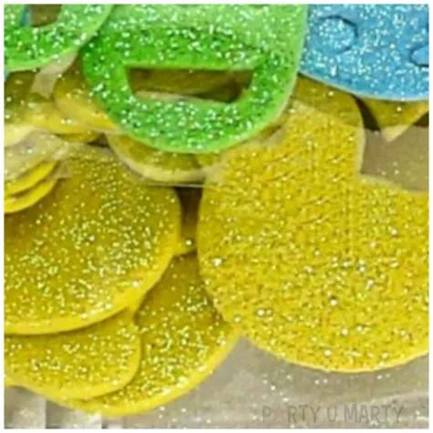 naklejki piankowe wielkanocne pisanki kroliki i kurczaki brewis 56szt