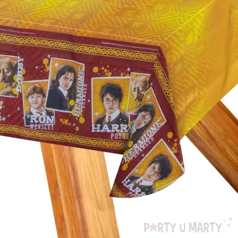 obrus papierowy harry potter party factory 180 x 120 cm