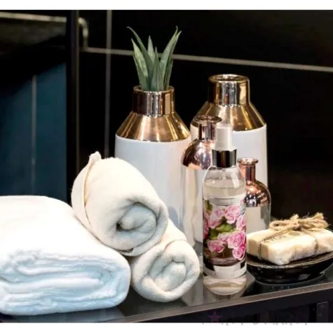 odswiezacz zapachowy mgielka piwonia spray bispol 185 ml