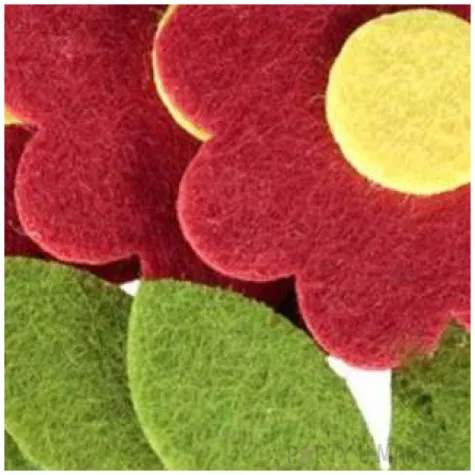 ozdoba filcowa stokrotki czerwone titanum 3 szt