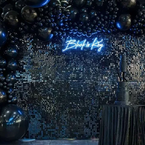 panel dekoracyjny cekinowy czarne tlo zaczep czarny godan 30x30 cm