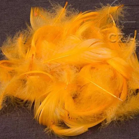 piorka dekoracyjne zolte ciemne woreczek