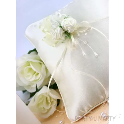 poduszka pod obraczki kremowa 1 szt