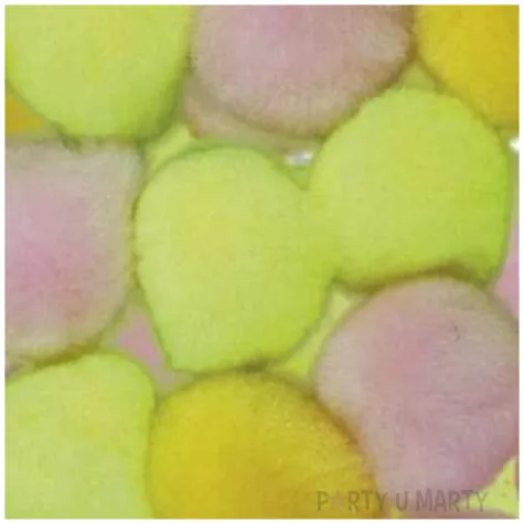 pompony dekoracyjne akrylowe titanum 48 szt