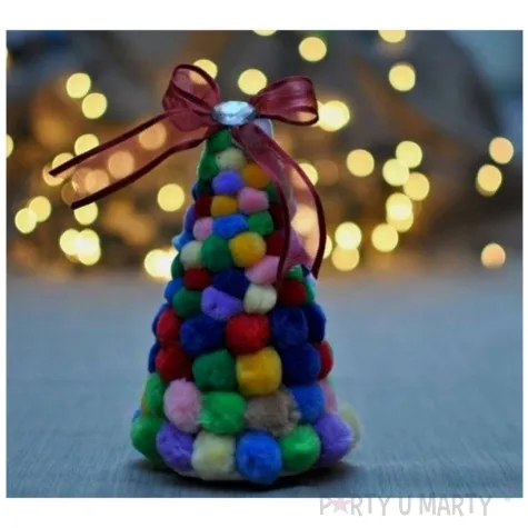 pompony dekoracyjne pluszowe zielone godan 10 szt