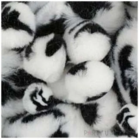 pompony pluszowe akrylowe cetki bialo czarne titanum 10 50 mm 45 szt