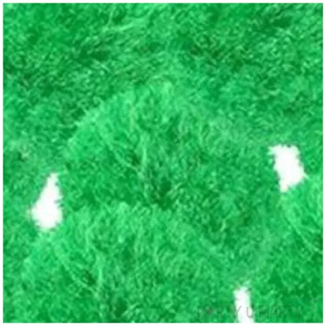 pompony pluszowe poliestrowe wiosenne zielone titanum 18 mm 15 szt