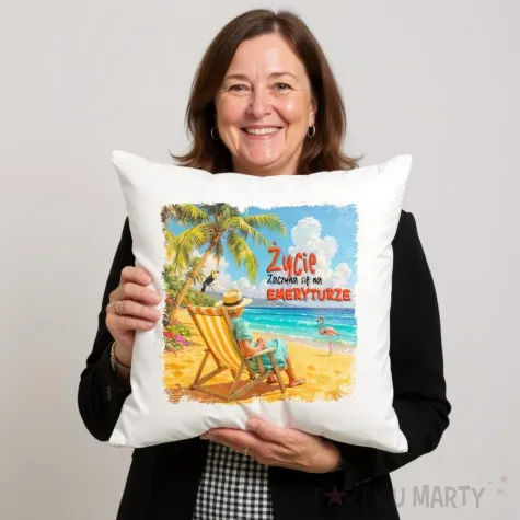 poszewka na poduszke zycie zaczyna sie na emeryturze emerytka na plazy bialy 40 x 40 cm