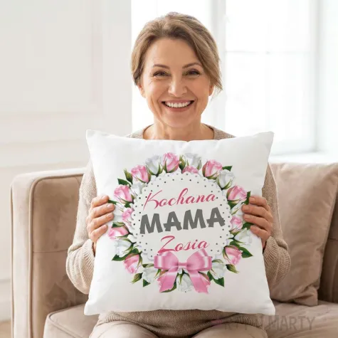 prezent na dzien matki poszewka na poduszke z imieniem kochana mama personalizowana 40 x 40
