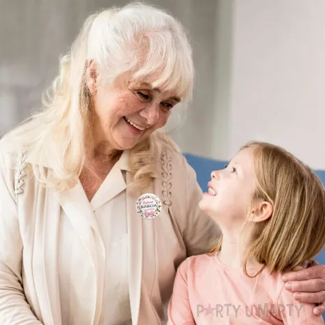 przypinka najlepsza babcia na swiecie okragla 56 mm