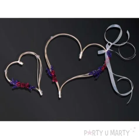 serca rattanowe z bordowymi bukiecikami 2 szt