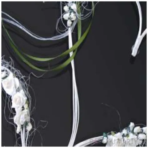 serca rattanowe z kremowymi bukiecikami 2 szt