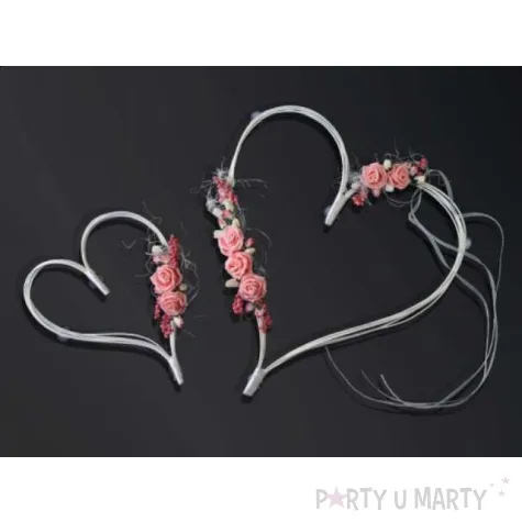 serca rattanowe z rozowymi bukiecikami 2 szt