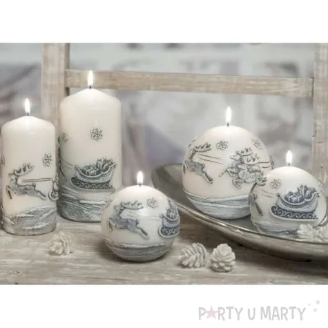 swieca pienkowa renifery ciagnace sanie biala bartek candles 130 60 mm