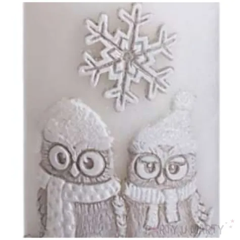 swieca pienkowa zimowe sowy biala bartek candles 50 100 mm