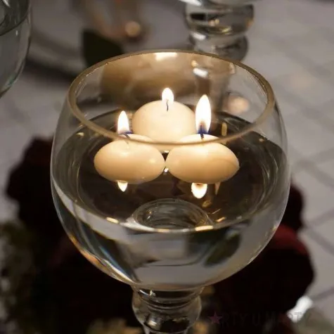 swieca plywajaca biala bolsius 30 45 mm 20 szt