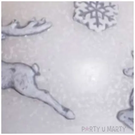 swieca renifery na kuli biala bartek candles 60 mm