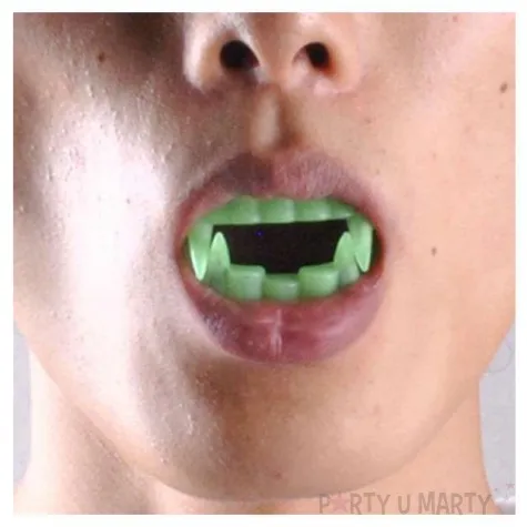 sztuczne zeby wampir classic swiecace amscan