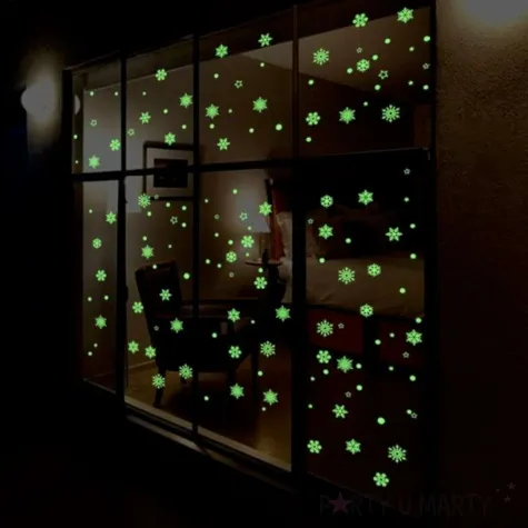 sztuczny snieg swiecacy w ciemnosci arpex 150 ml