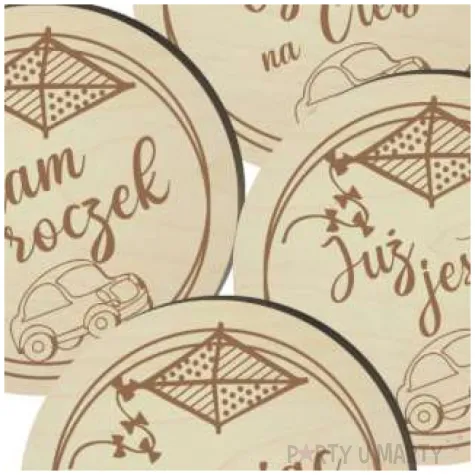 tabliczki do zdjec 12 miesiecy autko drewno 80mm 15 szt