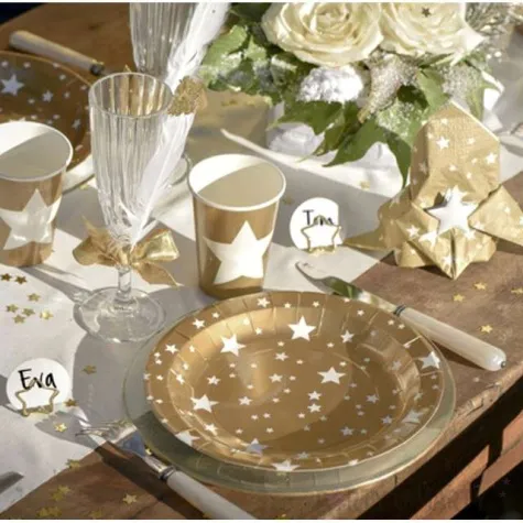 talerzyki papierowe gwiazdki czerwone santex 23 cm 10 szt